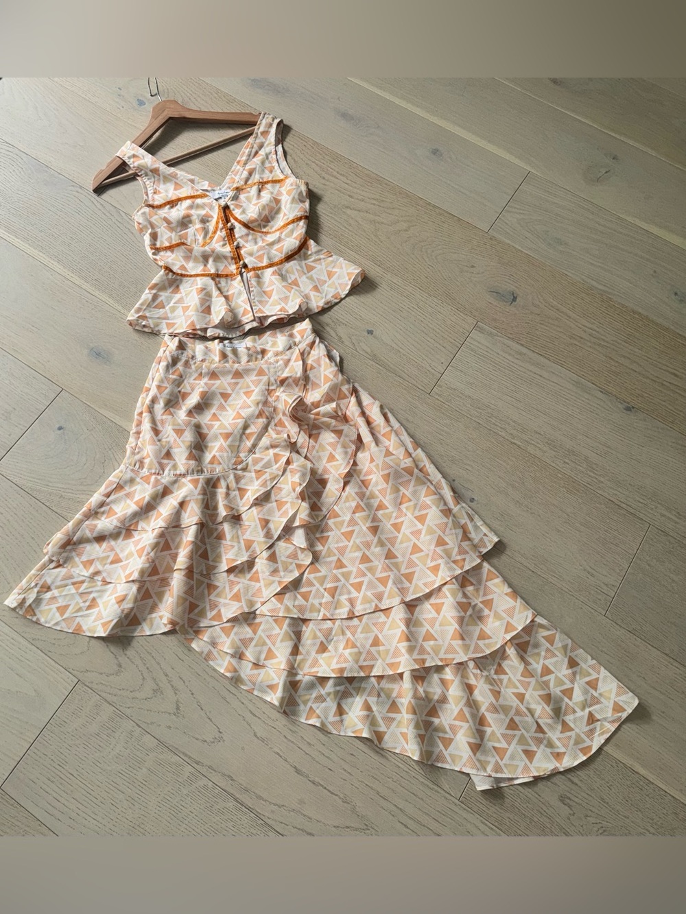 AMYLYNN London Asymmetrical Geometric Ruffle Top & Maxi Skirt Set S - Picture 5 of 15